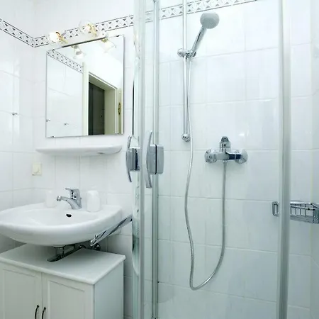 Apartment Altstadttor Im Friesenpark Whg 7 *